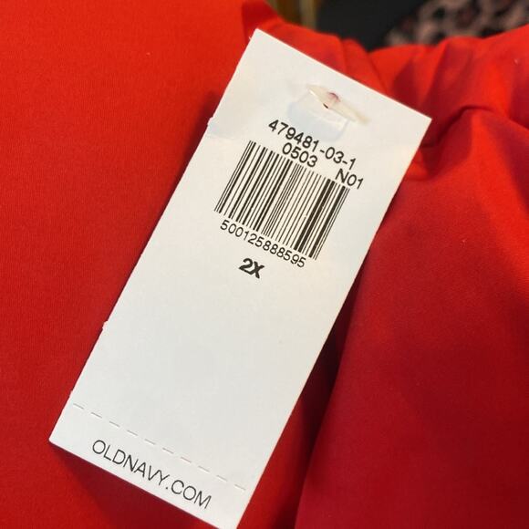 Old Navy Red Quilted Puffer Vest - Picture 12 of 13